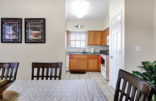 Eckhert Crossing House | Eckhert Place - A Birdy Vacation Rental