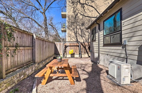 Hyde Park Cottage | Eclectic Austin Bungalow: Central Location!