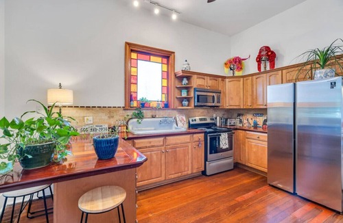 Treme House | Eclectic Duplex | Lovely Yard, Live Like a Local