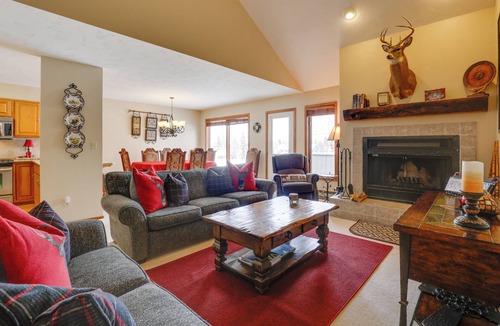 Eagle-Vail House | Eclectic Eagle-Vail Condo: 2 Miles to Beaver Creek