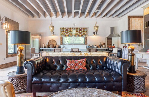 Germantown House | Eclectic Escape of Germantown