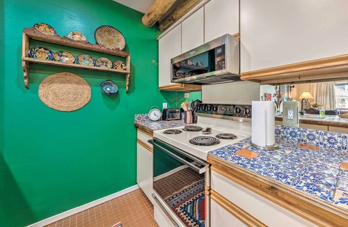 Cloudcroft House | Eclectic Home w/Deck: 4 Miles to Ski Cloudcroft!
