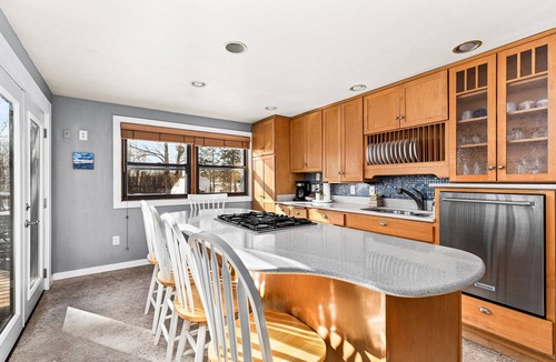 Park Point House | Eclectic Home w/Jacuzzi, Near Beach Access