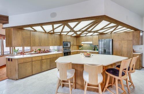 Hubertus House | Eclectic Hubertus Home with Game Room and Fire Pit!