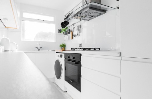 Kemptown House | Eclectic modern victorian large city central flat