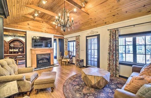 Eureka Springs Historic District House | Eclectic 'Osage Cottage' in Historic District