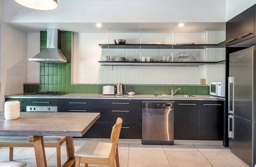 Chippendale Apartment | Eclectic, Perfectly Positioned Apartment