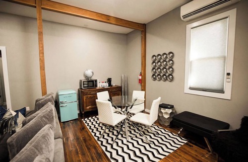 Eureka Springs Historic District Apartment | Eclectic Upper Loft Downtown