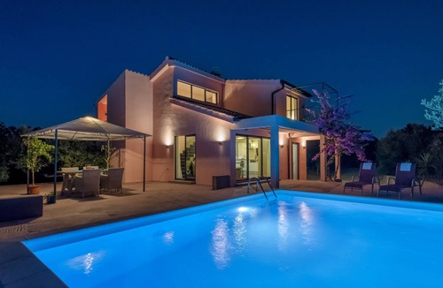Rudina Villa | Eclectic Villa with Swimming Pool set in it's own Olive Grove