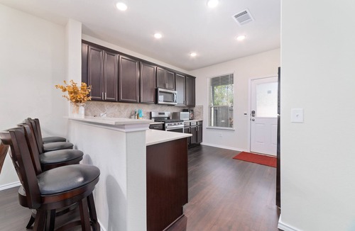 Houston Villa | ECLIPZ Modern CEO Corp House