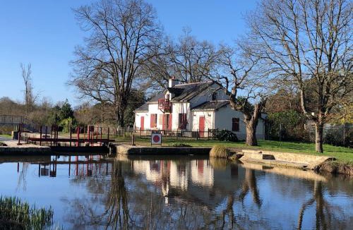 Nort-sur-Erdre Bed & Breakfast | Ecluse de la Tindière