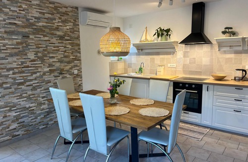Lumbarda Apartment | Eco Apartments Sunshine - Carpe Diem for 8