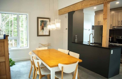 Sainte-Christine-d'Auvergne Cottage | Ecology between forest and river | L'Hermine Charme
