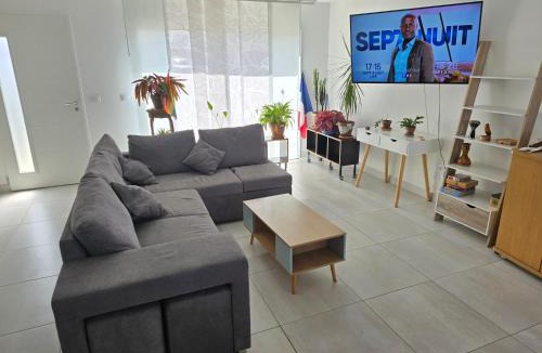 Saint-Berthevin House | Eco-Coloc