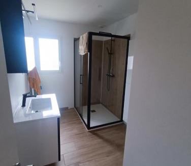 Saint-Berthevin House | Eco-Coloc