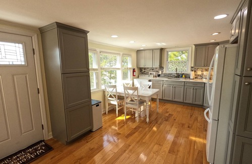 Surf City Apartment | Eco-Friendly Beach Block Apartment