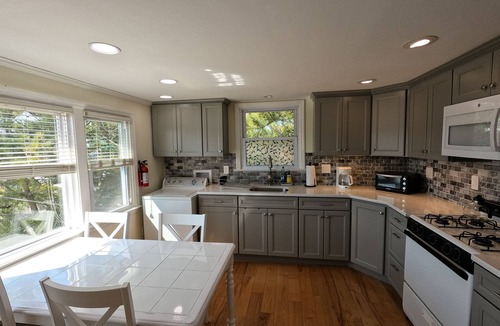 Surf City Apartment | Eco-Friendly Beach Block Apartment