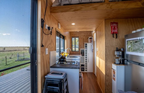 Portland Cabin | Eco-friendly Farmstay Sugarloaf