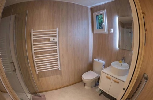 Saint-Leu-la-Foret Cabin | Eco-friendly cabin at the foot of the forest.