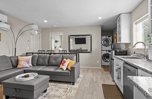 Salem House | Eco-Friendly Guest House with Privacy & Charm