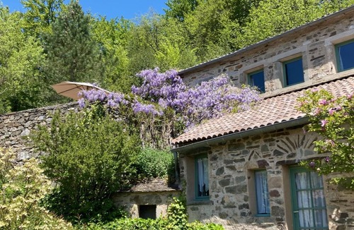 Boisset House | Eco-gite, Away from it all but close to the essentials