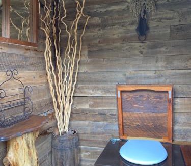 Ormstown House | Eco Lodge Bûcheron Bergère
