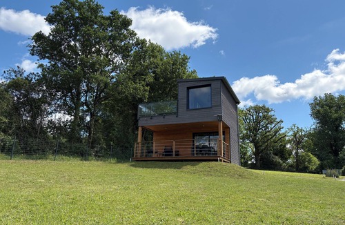 Saint-Plantaire Ski Chalet | Eco Lodge Nature with panoramic view of Lake Eguzon