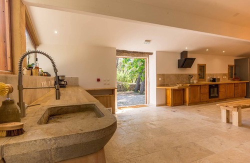 Puechabon Cottage | eco-lodge with natural swimming pool