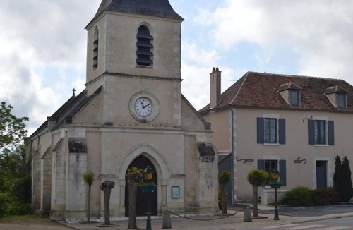 Linge Cottage | Eco-renovated studio in Lingé with terrace and parking, accessible for reduced mobility