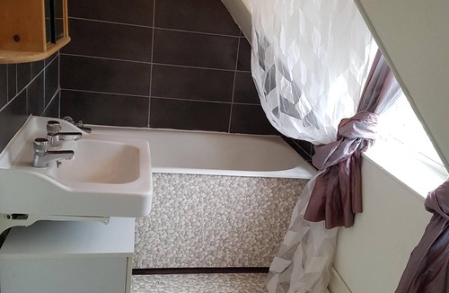 Villers-sur-Mer House | Eco-Van Gogh Room