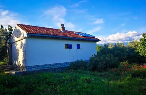 Dobrinj Cabin | Ecohouse Oliveglia