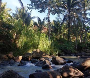 East Selemadeg Ski Chalet | Ecolodge 1BR - JungleHavenBali