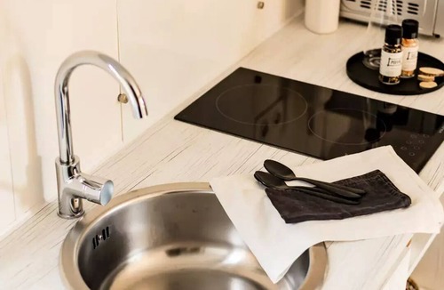 L'Aiguillon-sur-Vie Ski Chalet | Ecolodge Cocosweet (Cosy range) sleeps 4