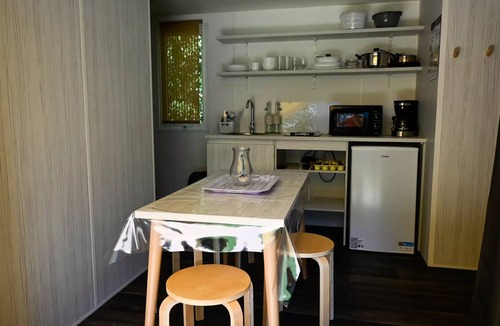 L'Aiguillon-sur-Vie Ski Chalet | Ecolodge Cocosweet (Cosy range) sleeps 4