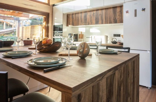 Vieille-Toulouse Cabin | Ecolodge Très Haut de Gamme 100% Éco-conçu à Proximité Immédiate de Toulouse !