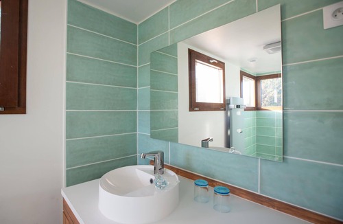 Vieille-Toulouse Cabin | Ecolodge Très Haut de Gamme 100% Éco-conçu à Proximité Immédiate de Toulouse !