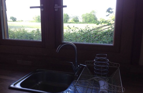 Wallingford Ski Chalet | Ecolodge With Stunning Views In Chilterns