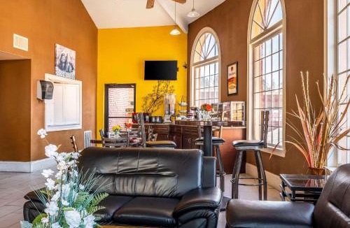 Acworth Cabin | Econo Lodge Acworth East