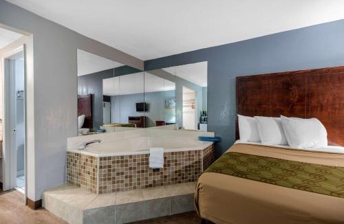 Aiken Cabin | Econo Lodge Aiken Central