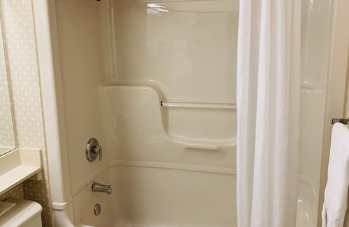 Ste. Foy Hotel | Econo Lodge Airport