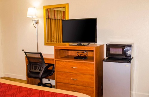 Canyon Acres Hotel | Econo Lodge Albuquerque East