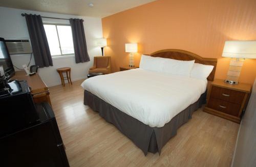 Alliance Cabin | Econo Lodge Alliance