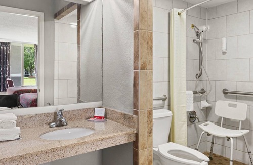 Andalusia Hotel | Econo Lodge Andalusia