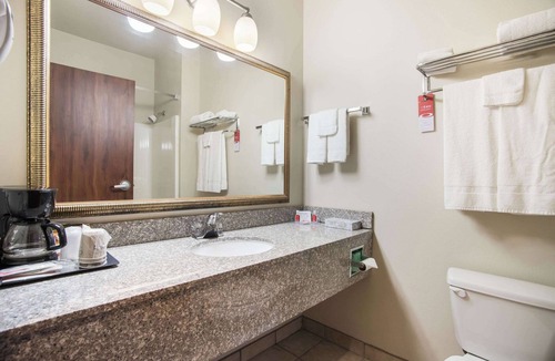 Anderson Hotel | Econo Lodge Anderson