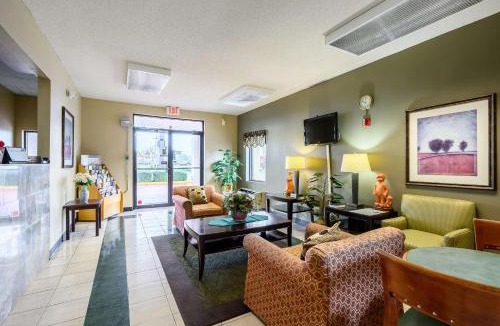 Athens Cabin | Econo Lodge Athens I-65