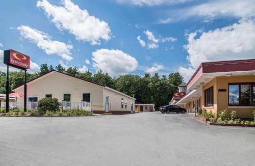 Brattleboro Cabin | Econo Lodge Brattleboro South