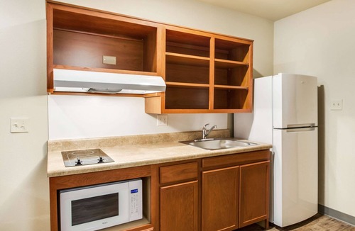Burlington Hotel | Econo Lodge Burlington I-70