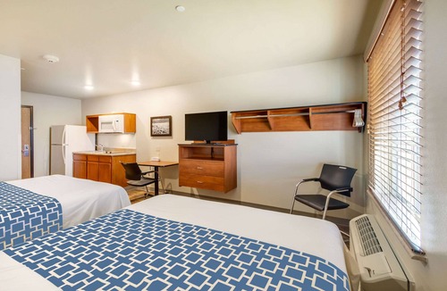 Burlington Hotel | Econo Lodge Burlington I-70