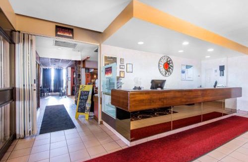 Sudbury Cabin | Econo Lodge