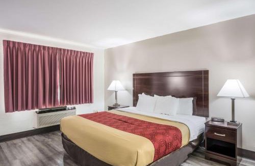 Cameron Cabin | Econo Lodge Cameron